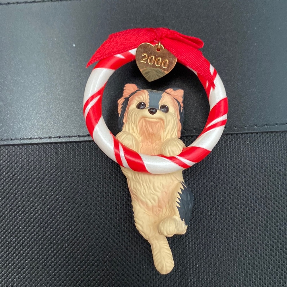 Puppy love 2000 hallmark ornament